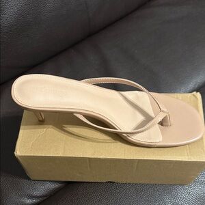 Women's Tan Heeled Sandals